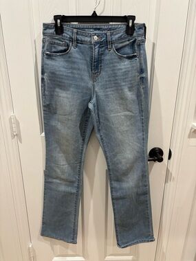 Old Navy Faded Light Blue Women's Straight-Leg Jeans